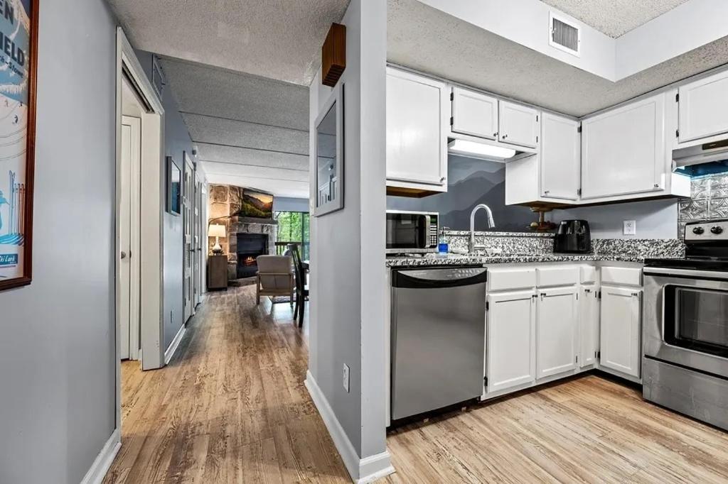Views & Fireplace - Minutes To Gburg And Ober - Condo Gatlinburg Exterior foto
